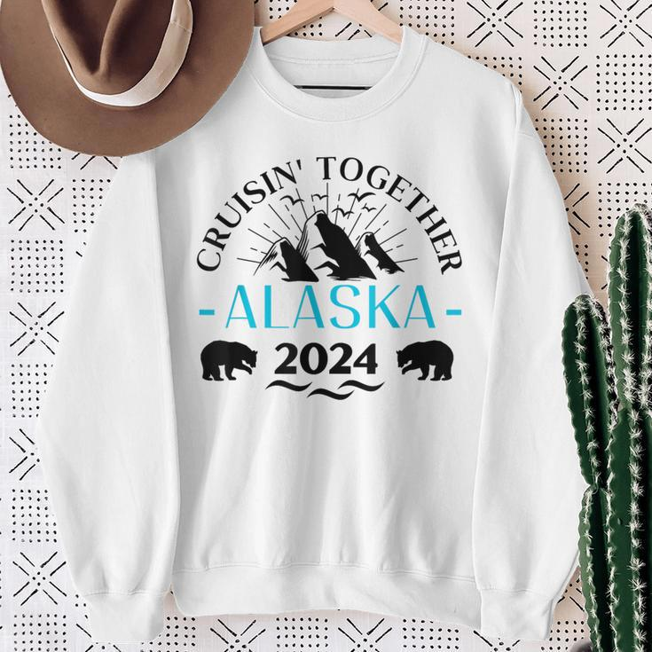 Retro Alaska Cruise 2024 Family Cruise 2024 Family Matching Sweatshirt Gifts for Old Women
