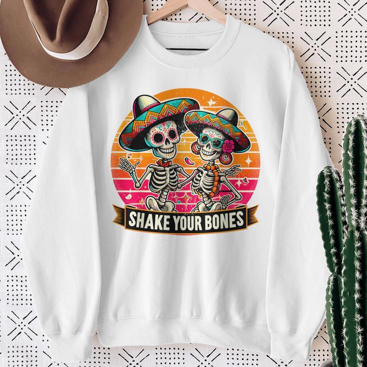 Skeleton Cinco De Mayo Mexican Dancing Couple Vintage Sweatshirt Gifts for Old Women