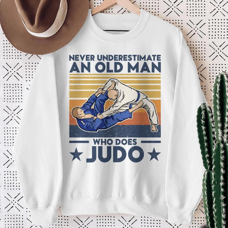 Never Underestimate An Old Man Who Does Judo Judo Lover Sweatshirt Gifts for Old Women