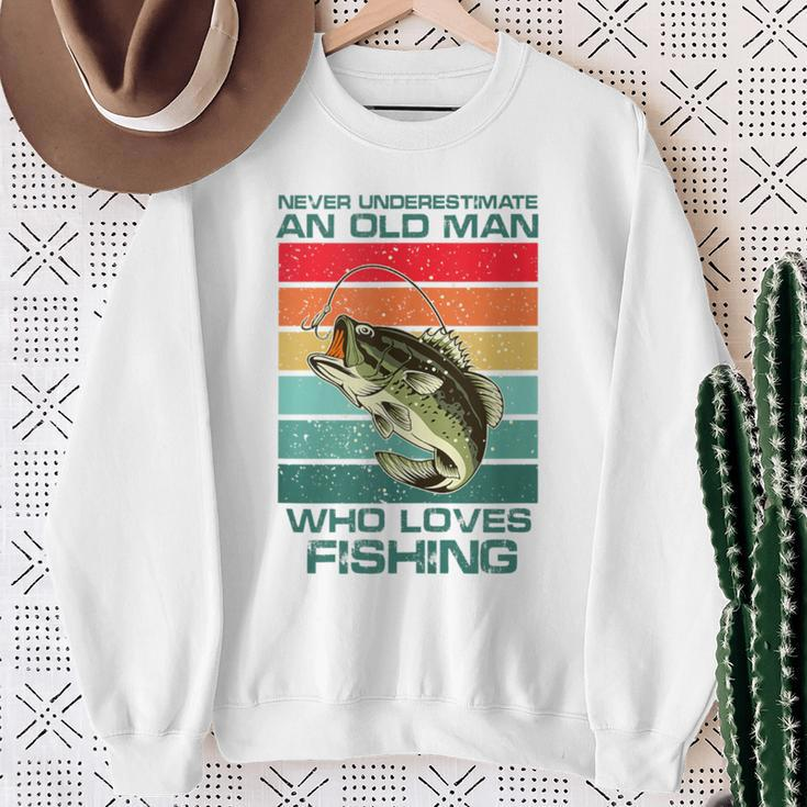 Never Underestimate A Old Man Who Loves Fishing Bass Vintage Sweatshirt Gifts for Old Women