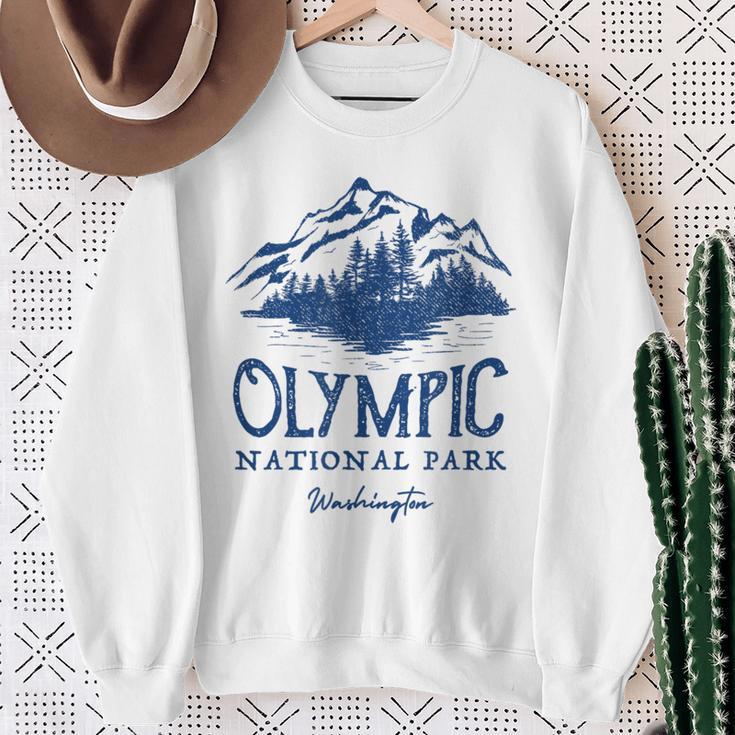 Vintage Olympic National Park Washington Sweatshirt Gifts for Old Women