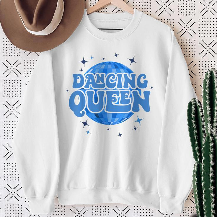 Vintage Retro Dancing Queens Bachelorette Party Matching Sweatshirt Gifts for Old Women