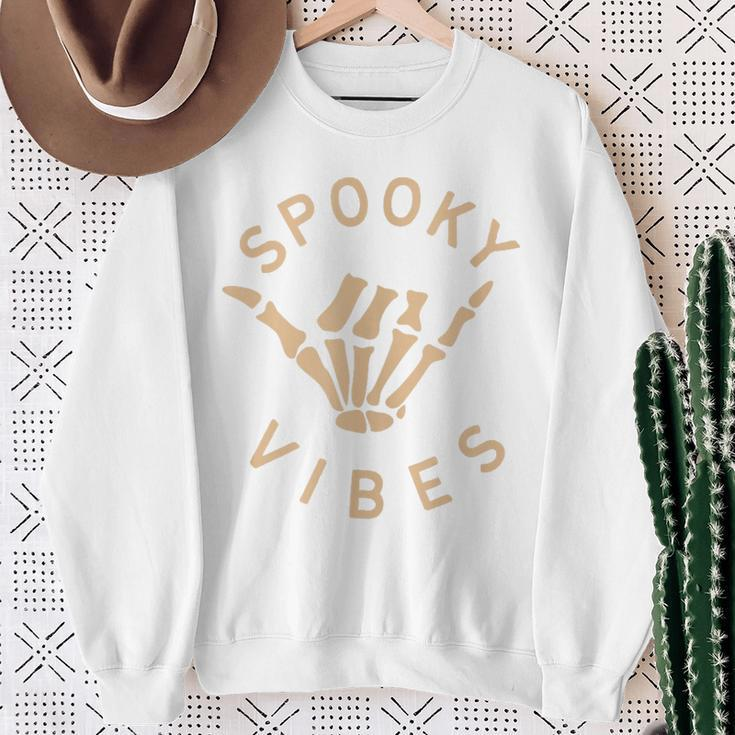 Vintage Spooky Vibes Trick-Or-Treat Scary Horror Sweatshirt Gifts for Old Women