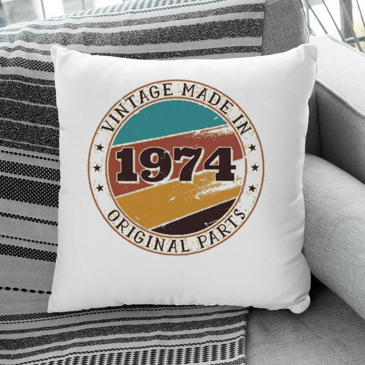 47Th Birthday Retro Vintage 47 Years Old Made In 1974 Gift Pillow