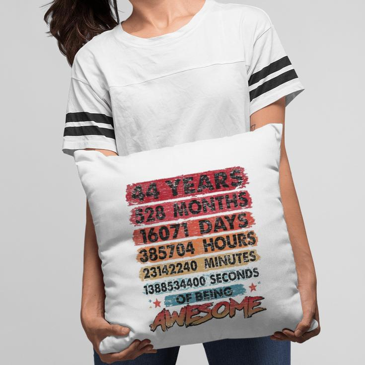 44Th Birthday 44 Years Old Vintage Retro 528 Months Birthday Pillow