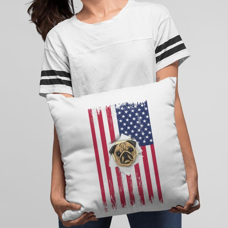 Cute Pug Face & American Flag – 4Th Of July Pug Dad Pug Mom Pillow