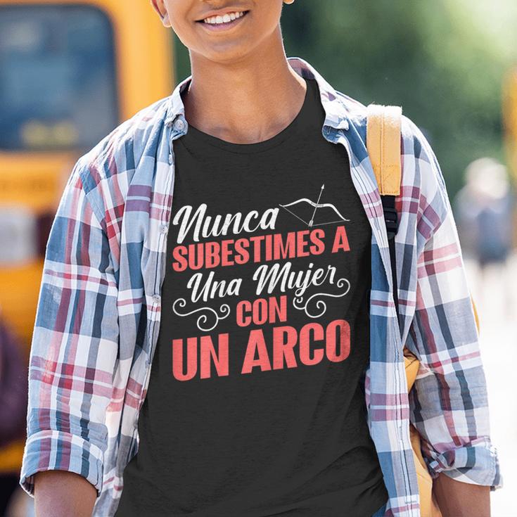 Con Un Arco Y Flecha Arquero Me Gusta El Tiro Con Arco Camiseta niño