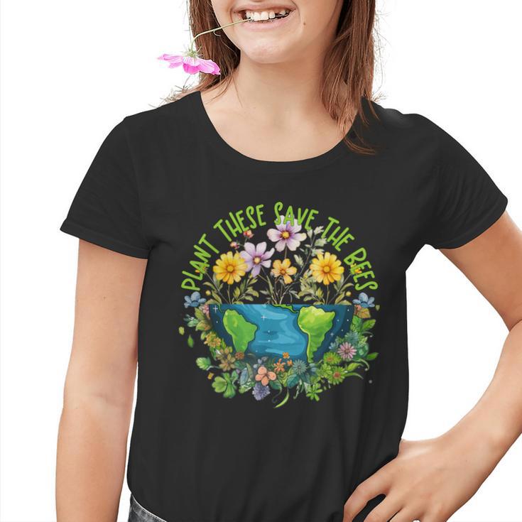 Earthday Pflanze Diese Rette Die Bienen Kinder Tshirt