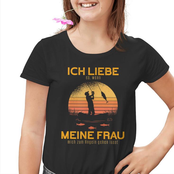 Ich Liebe Es Es Wenn Mein Frauu Mich Zum Fishing Gehen I Love It Kinder Tshirt