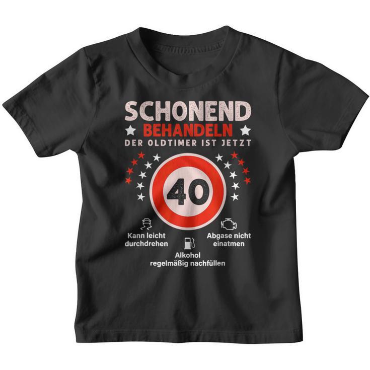 Gentleman Treat The Oldtimer Ist 40 Geschenkkeidee Kinder Tshirt