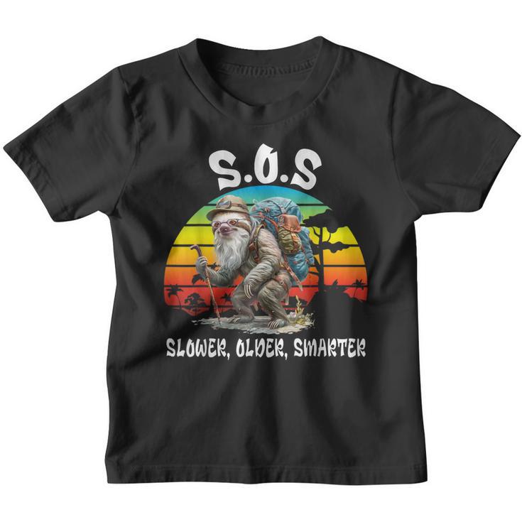 SOS Slower Older Smarter Wandern Faultier Abenteuer Kinder Tshirt