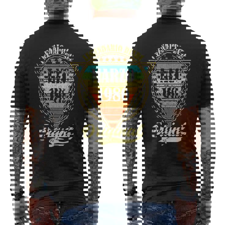 44 Cumpleaños Nacido En Marzo De 1980Intage 44 Años Camiseta Hombre Estampado Espalda
