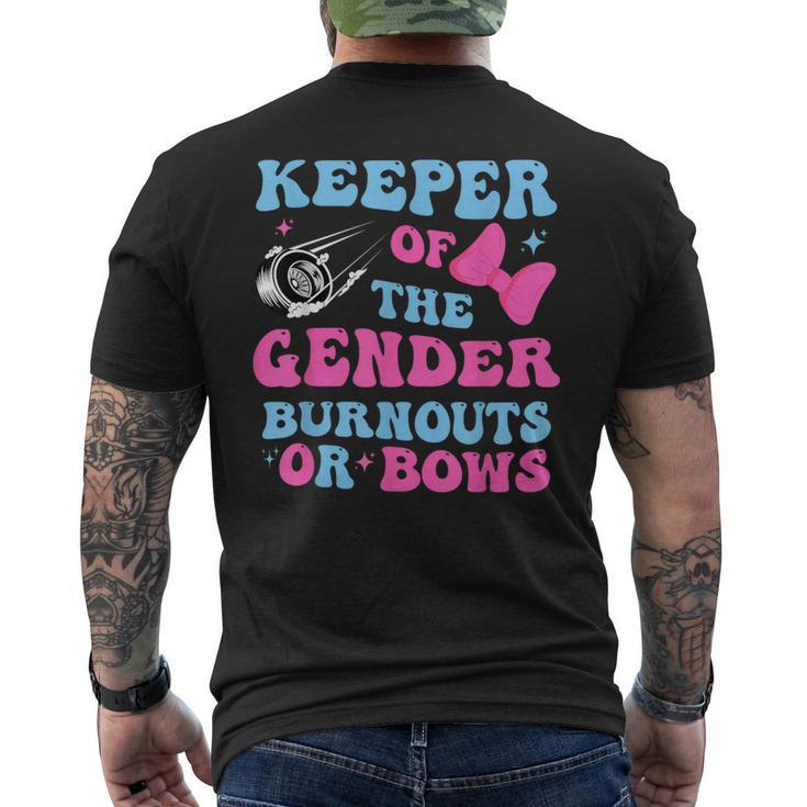 Burnouts Or Bows Keeper Of Gender Baby Reveal Party Men's T-shirt Back Print