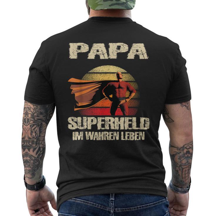 Dad Superhero Im Wahren Leben Dad Father T-Shirt mit Rückendruck