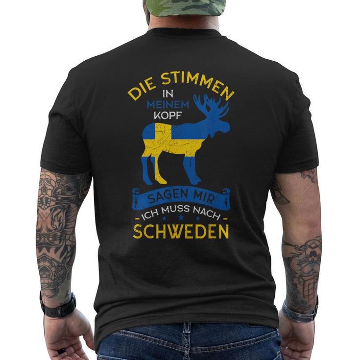 Die Stimmen In Meinem Kopf Sagen Mir Ich Muss Nach Schweden T-Shirt mit Rückendruck