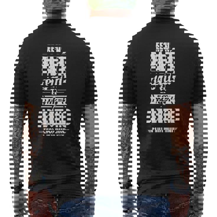 Eres Un Papá Genial Y El Mejor Abuelo En Todo El Mundo Premium Mens Back Print T-shirt