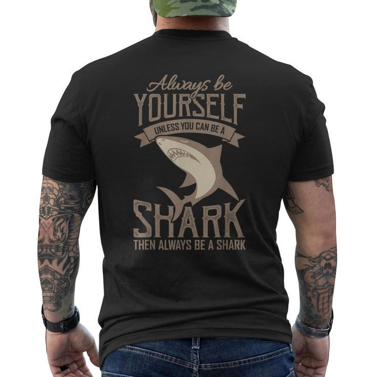 Hai Haie Sei Ein Hai Sei Ein Hai Taucher T-Shirt mit Rückendruck