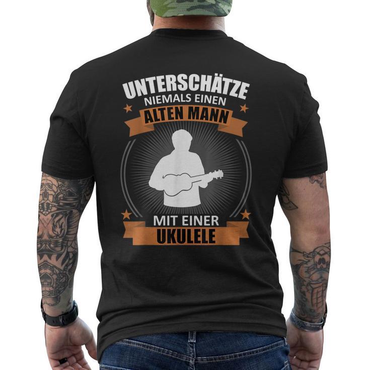 Herren Ukulele Spieler Ukulelist Alter Mann Spruch Lustig Musiker T-Shirt mit Rückendruck