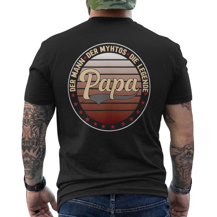 Herrenaterintage Geschenk Der Mann Der Mythos Die Legende Papa T-Shirt mit Rückendruck