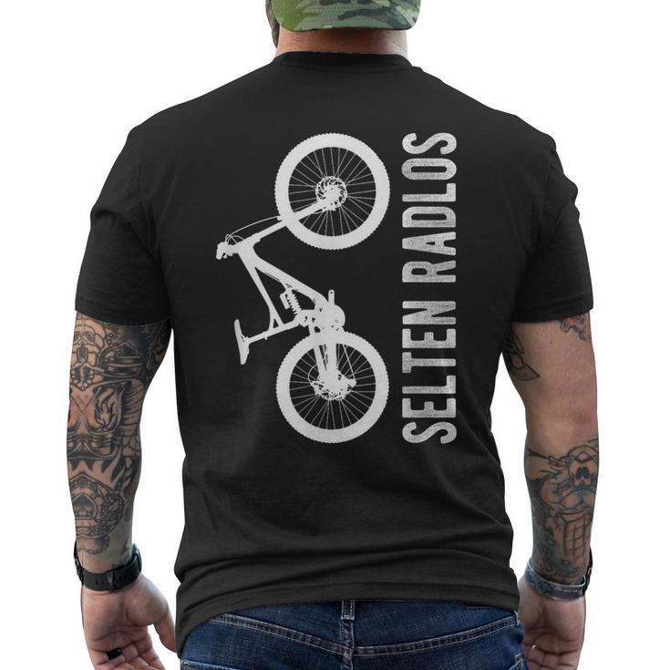 Ich Bin Selten Radlos Cyclist T-Shirt mit Rückendruck