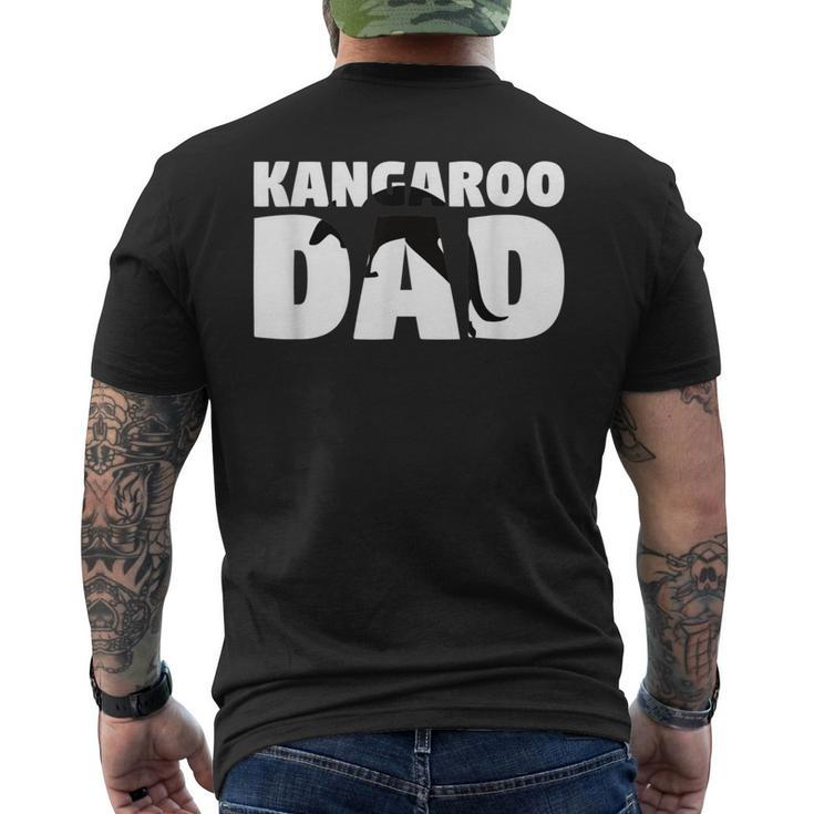 Kangaroo Lover 'Kangaroo Dad' Zoo Keeper Animal Men's T-shirt Back Print
