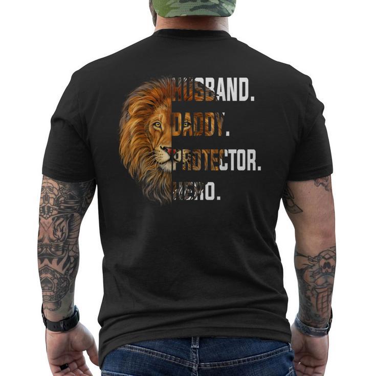 Lion Dad Husband Daddy Protector Hero Fathers Day 2024 Men's T-shirt Back Print