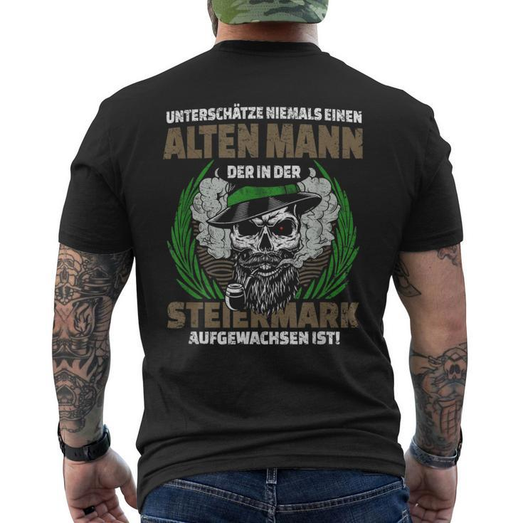 Men's Underschätze Niemal Einen Alten Mann Steiermark Slogan T-Shirt mit Rückendruck