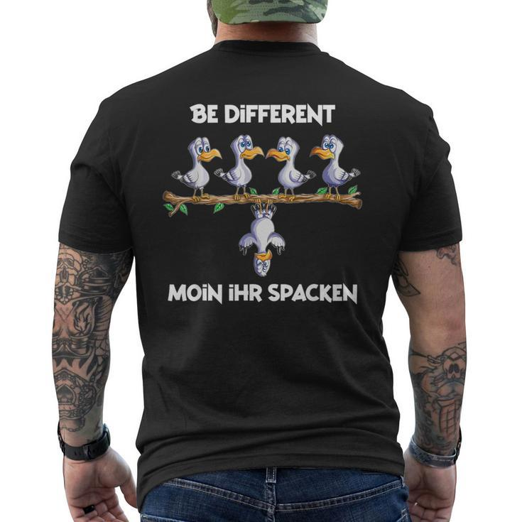 Möwen Norden Norden German Be Different Moin Ihr Sacken T-Shirt mit Rückendruck