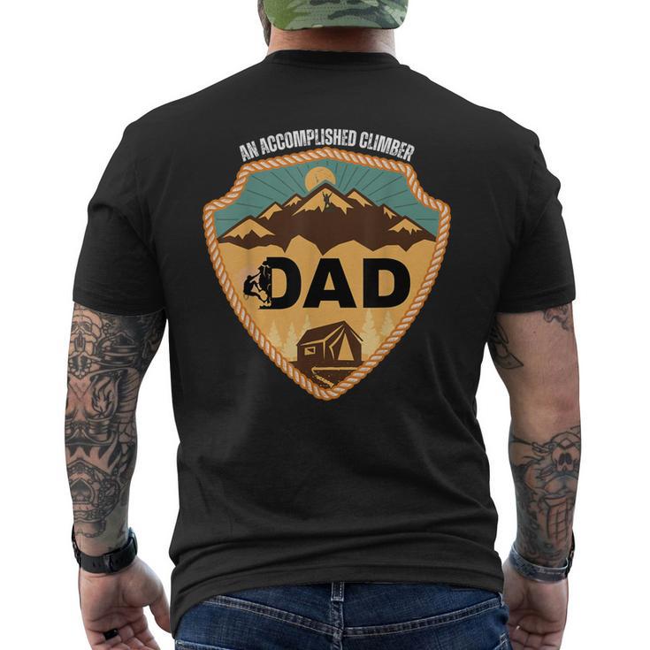 Papa Einersierter Bergsteiger Lustige Geschenke Zumatertag T-Shirt mit Rückendruck