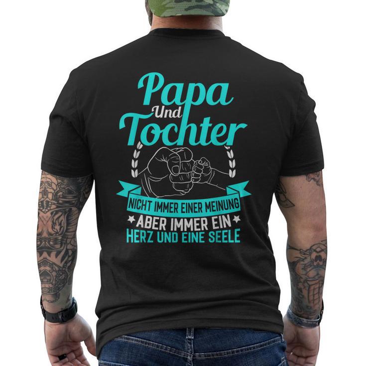 Papa Und Tochter Ein Herz Und Eine Seeleatertag Geschenk T-Shirt mit Rückendruck