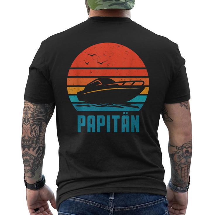 Papitän Motorboot Bootsführerscheinatertag Papa Kapitän T-Shirt mit Rückendruck