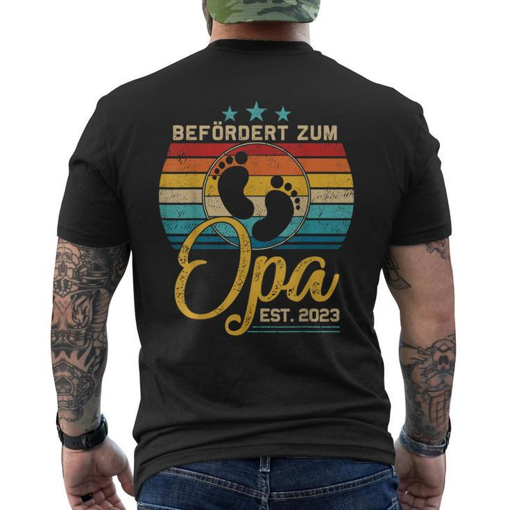 Promote To Grandpa 2023 Vintage Ich Werde Opa 2023 Loading Men's T-shirt Back Print