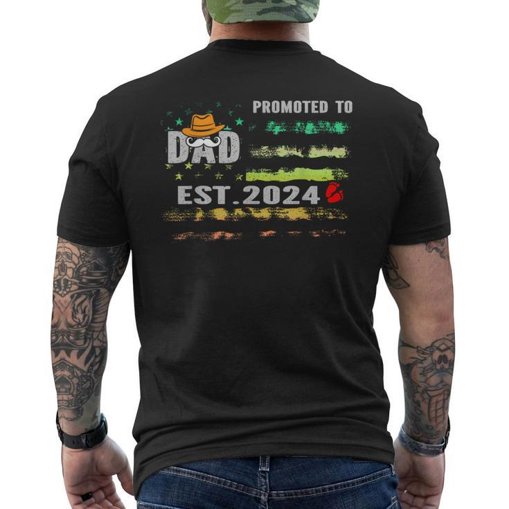Promoted To Dad Est 2024 New Daddy Expect Baby Father's Day Men's T-shirt Back Print