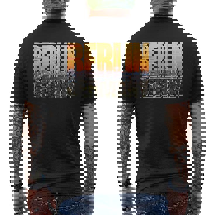 Souvenir Photo D'horizon De Berlinue Du Dragon T-shirt imprimé au dos