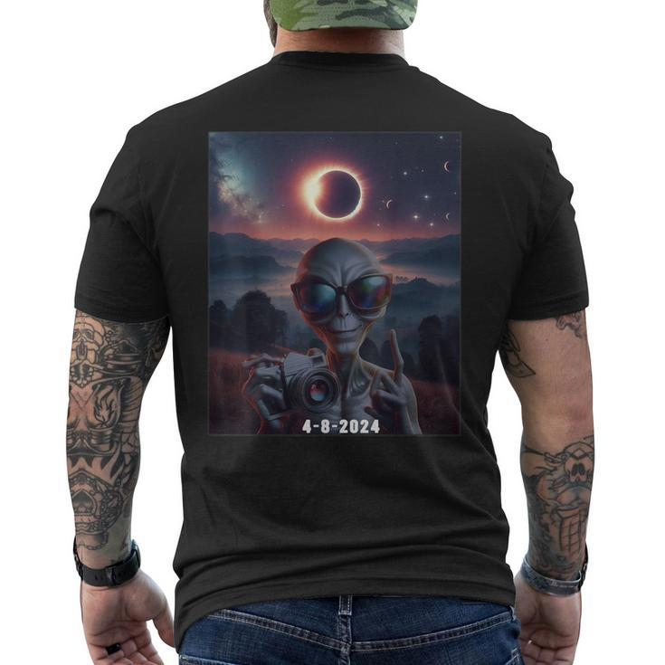 Ufos Alien Selfie With Solar 2024 Eclipse Wearing Glasses Men's T-shirt Back Print