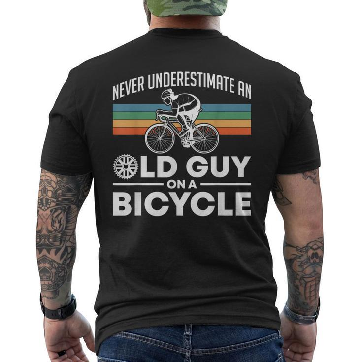 Never Underestimate An Old Guy On A Bicycle Retro Vintage Men's T-shirt Back Print