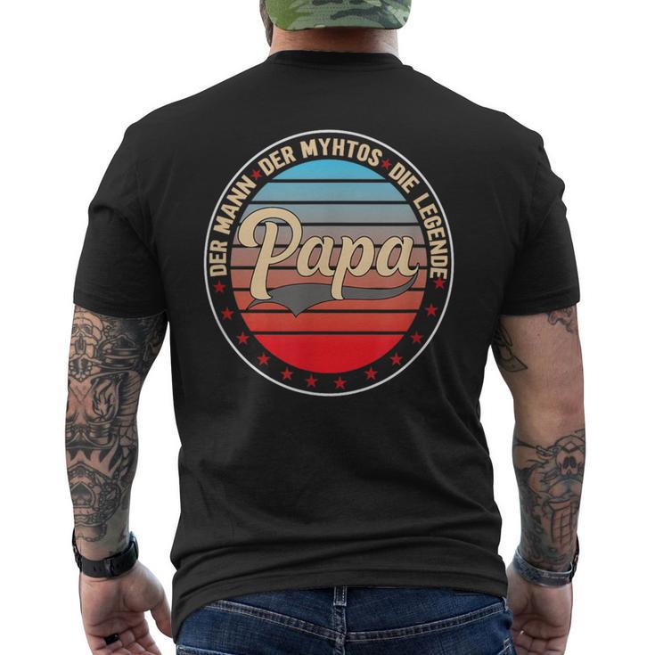 Vaterintage Geschenk Der Mann Der Mythos Die Legende Papa T-Shirt mit Rückendruck