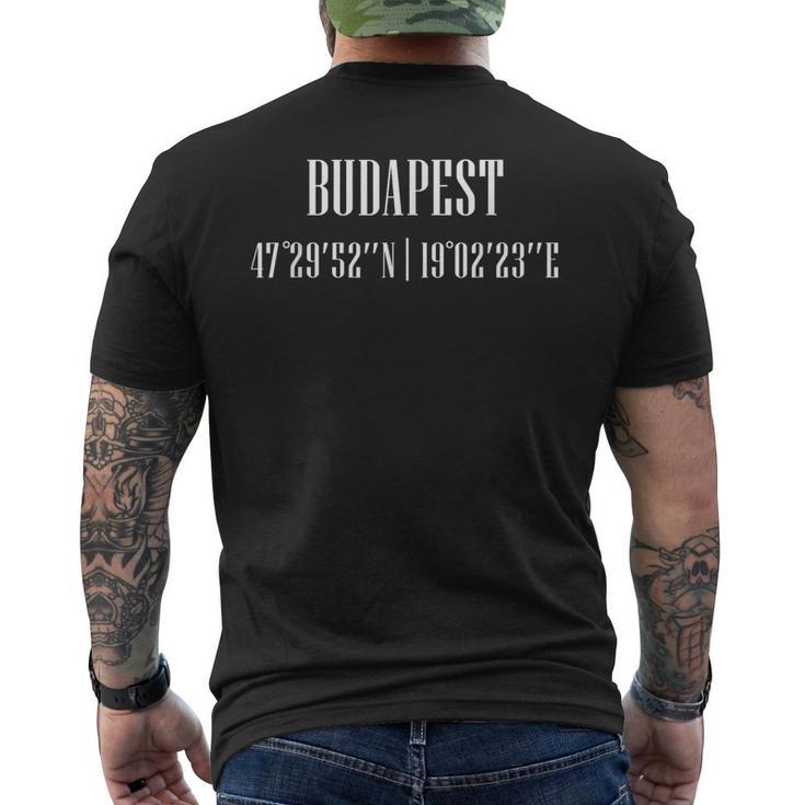 Viajero Budapestiajeiajar Turista Coordenadas Ciudad Camiseta Hombre Estampado Espalda