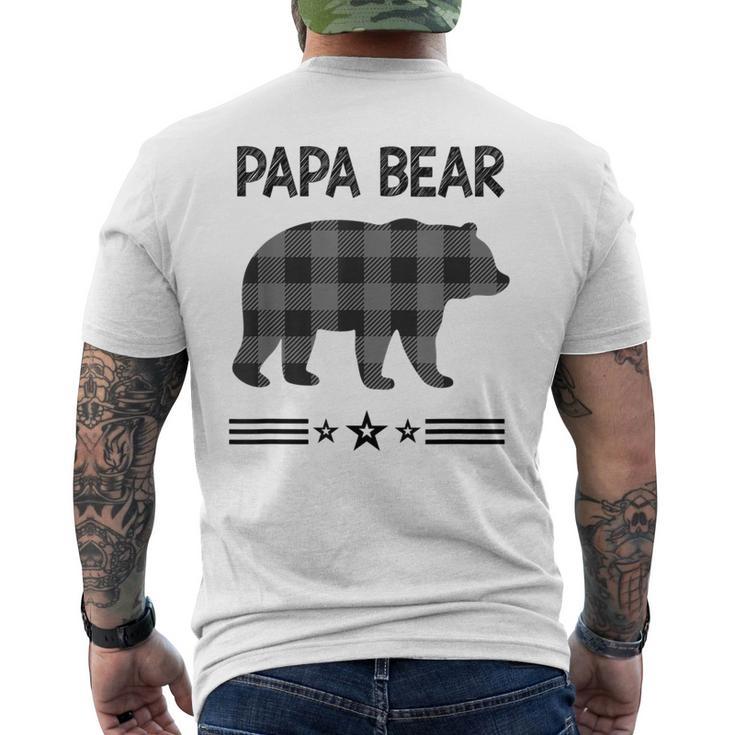 Papa-Bär In Schwarz-Weiß Kariertem Bär T-Shirt mit Rückendruck