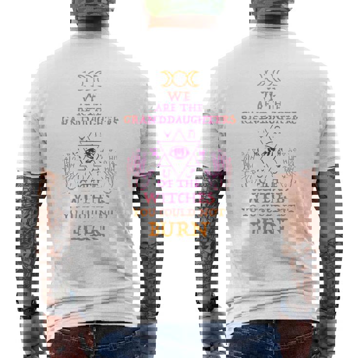 Somos Las Nietas De Las Brujas Que No Podrías Quemar Sin Mangas Camiseta Hombre Estampado Espalda