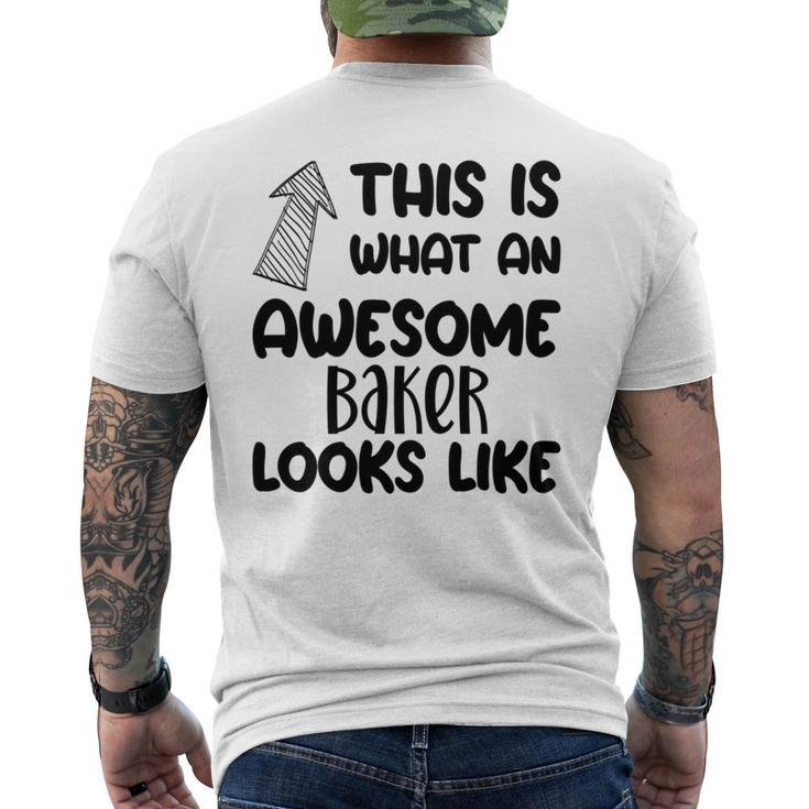 Toller Bäcker Lustiger Beruf T-Shirt mit Rückendruck