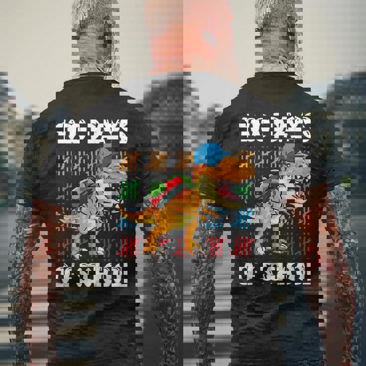 100 Jours D'école Happy 100Th Days Of School T-shirt imprimé au dos Cadeaux pour les vieillards