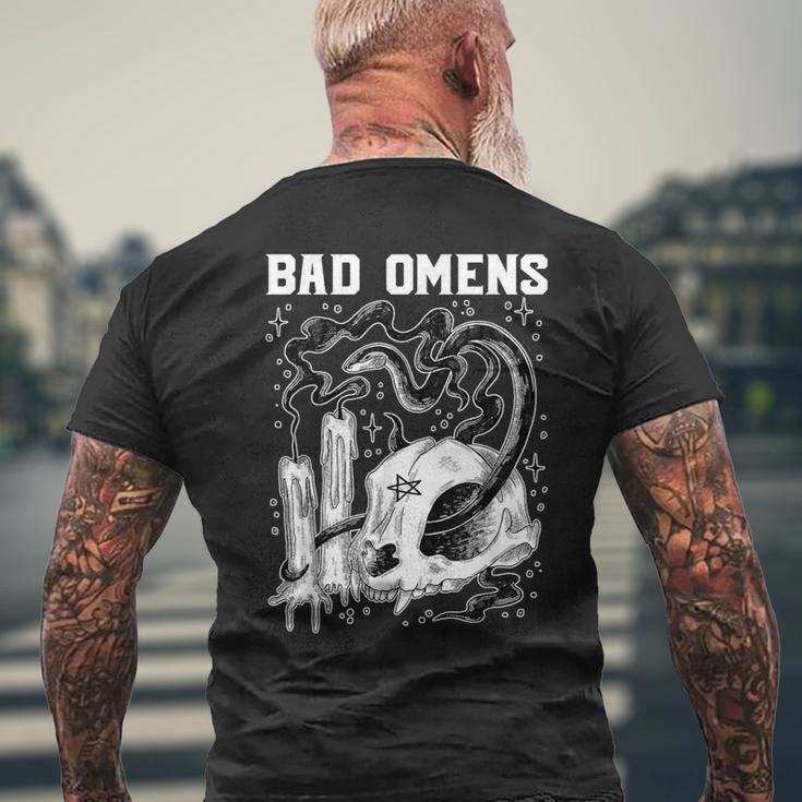 Bad Omen Snake And Skull Bad Omen T-Shirt mit Rückendruck Geschenke für alte Männer