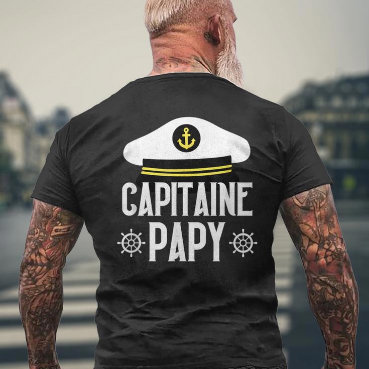 Boot Geschenk Humor Kapitän Opa Segelboot Papa Papi Meer T-Shirt mit Rückendruck Geschenke für alte Männer