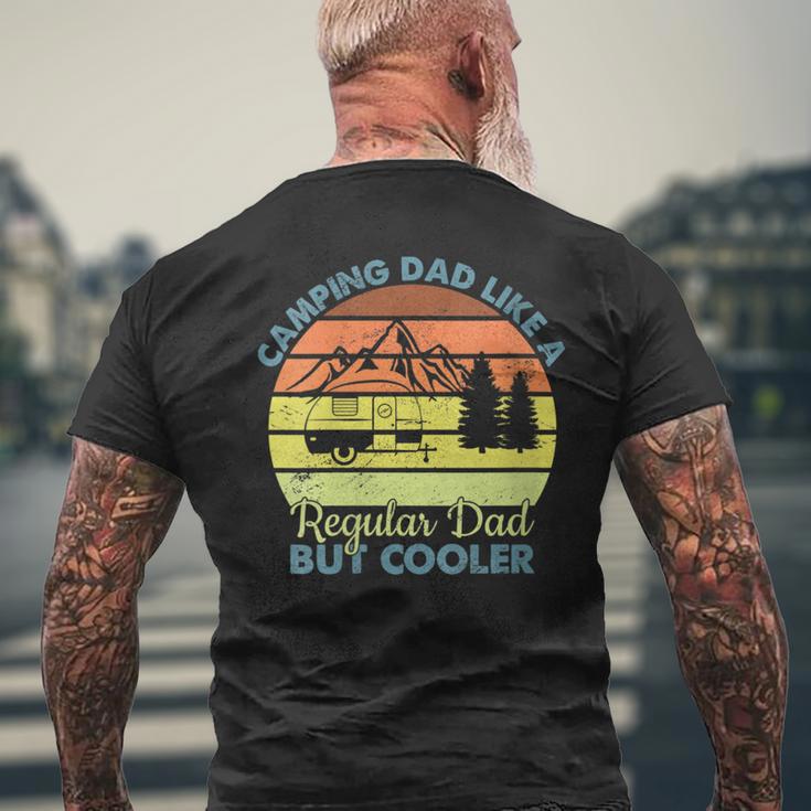 Damen Camping Papa Natur Outdoor Aktivität Lagerfeuer Camper Mit-Ausschnitt T-Shirt mit Rückendruck Geschenke für alte Männer