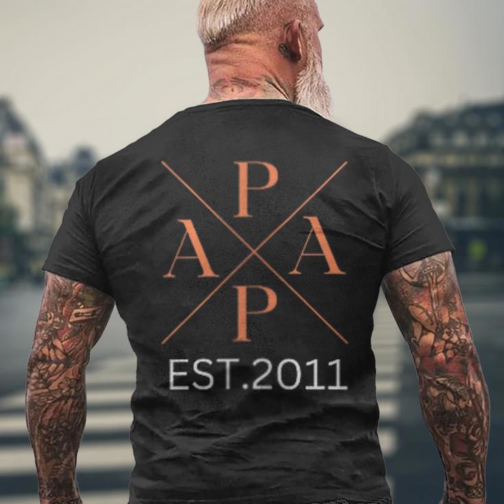 Damen Lustiger Papa Est 2011 Papa Seit 2011 Papa 2011 Mit-Ausschnitt T-Shirt mit Rückendruck Geschenke für alte Männer