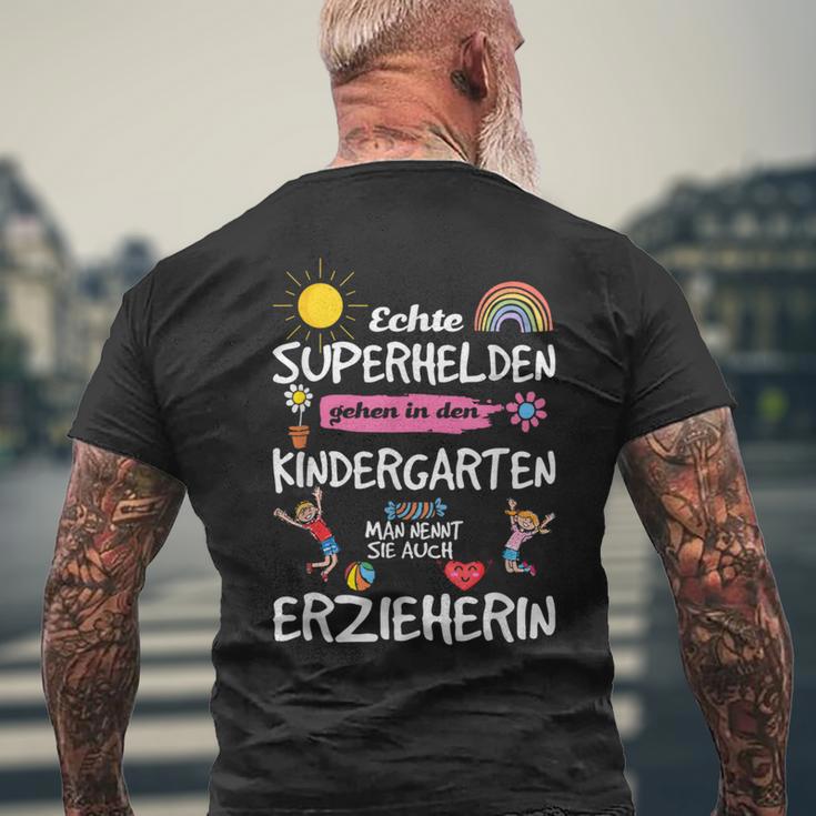 Echte Superhelden Ggehen In Kindergarten Go In Kindergarten T-Shirt mit Rückendruck Geschenke für alte Männer