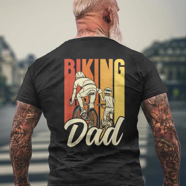 Fahrradfahrenderater Radfahren Radfahrer Fahrrad Papa Papi T-Shirt mit Rückendruck Geschenke für alte Männer