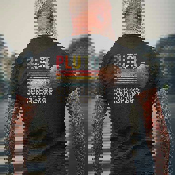 Never Forget Pluto Estilo Retro Divertido Espacio Divertido Ciencia Divertida Camiseta Hombre Estampado Espalda Regalos para ancianos