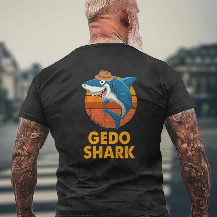 Gedo Shark Vintage Papa Grandpa Father's Day Mens Back Print T-shirt Gifts for Old Men